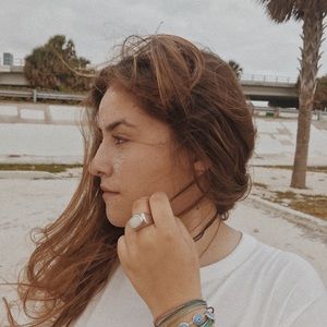 Meet your Posher, Kira